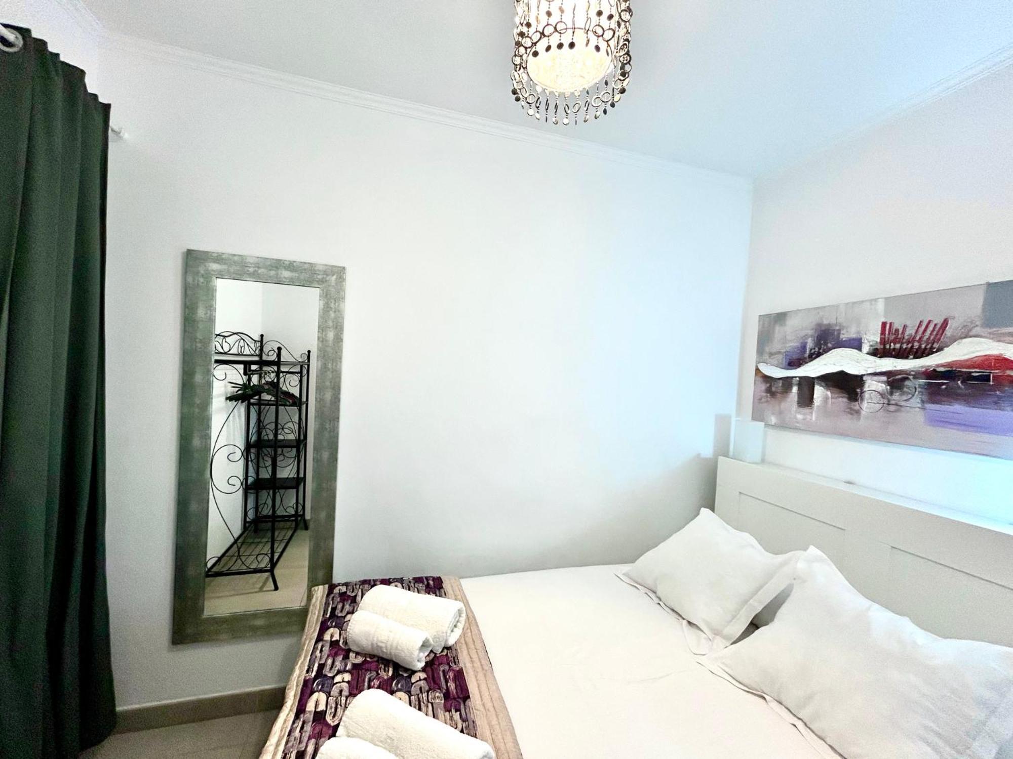 Apartment Sagrera Barcelona Ngoại thất bức ảnh